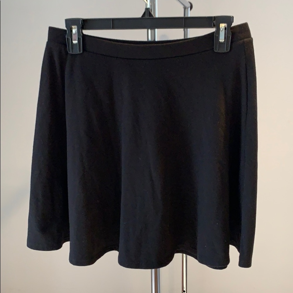 Black skirt